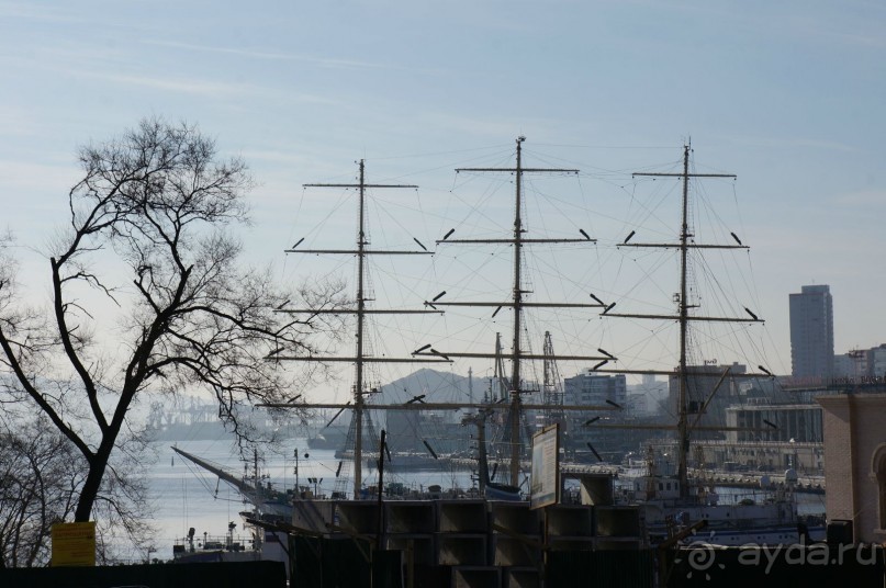 Вернулась    я    на   Родину...