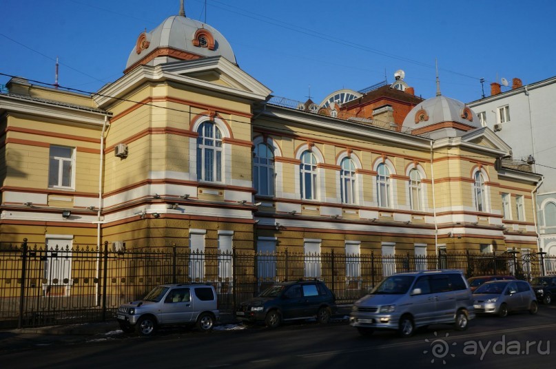 Вернулась    я    на   Родину...