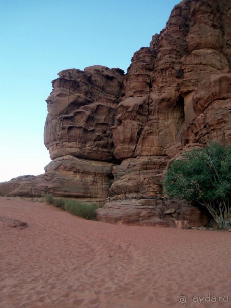 Лунный,   марсианский   ......