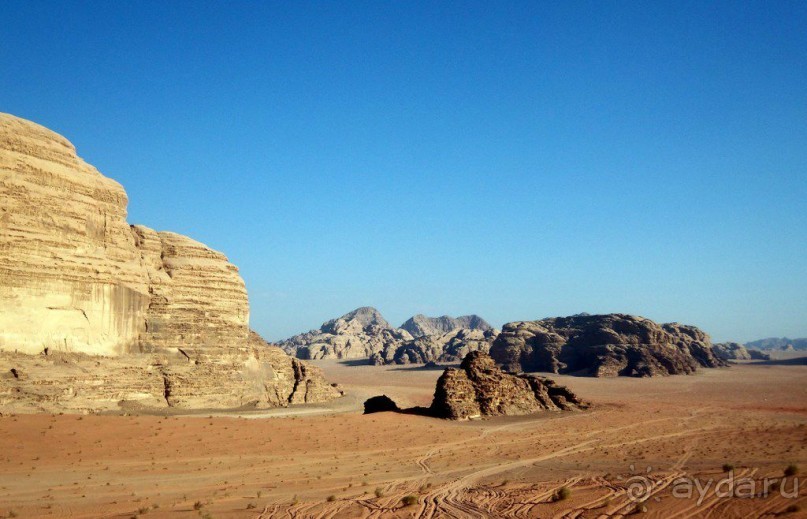 Лунный,   марсианский   ......