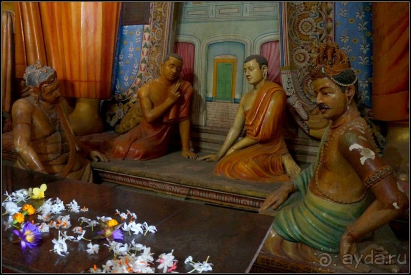 Неординарный   Будда.