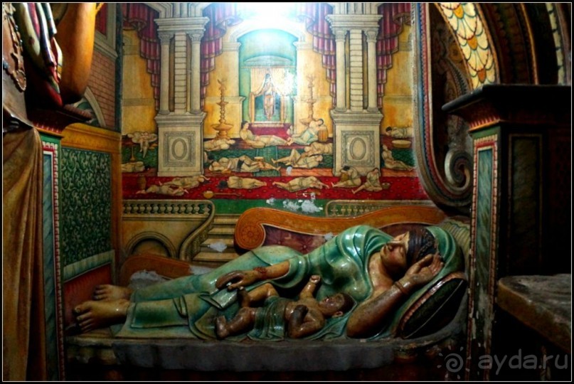 Неординарный   Будда.