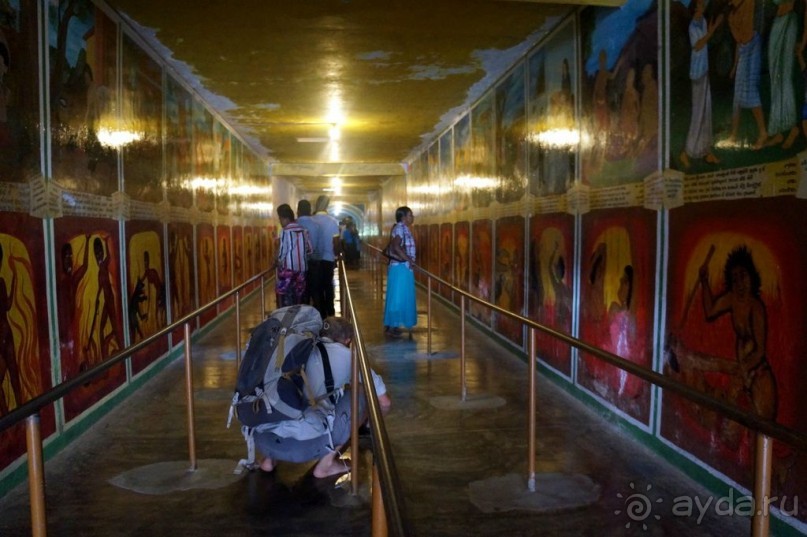 Неординарный   Будда.