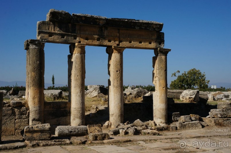 Древний   город  -  сосед   Паммукале...