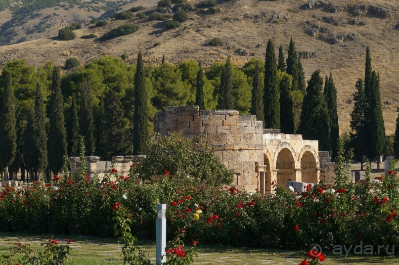 Древний   город  -  сосед   Паммукале...