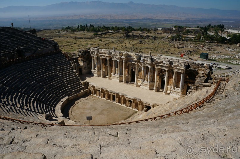 Древний   город  -  сосед   Паммукале...
