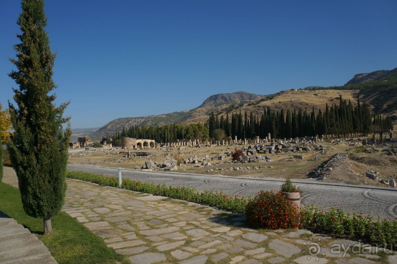 Древний   город  -  сосед   Паммукале...