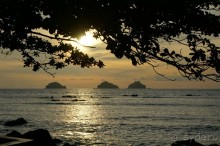 Вулкан     Анак  -   Кракатау...