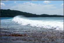 Остров   Ниас.  Пляж  Сорак. Для  любителей  серфинга.