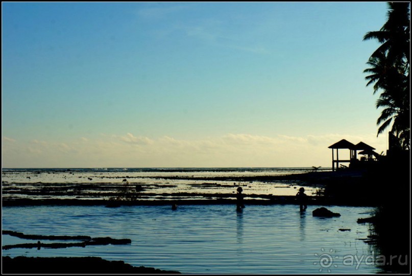 Остров   Ниас.  Пляж  Сорак. Для  любителей  серфинга.