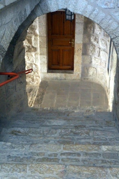 Гора Каранталь.  Монастырь Искушения.