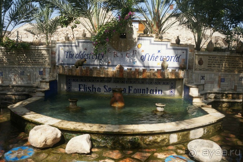 Гора Каранталь.  Монастырь Искушения.