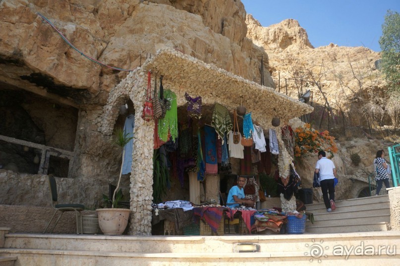 Гора Каранталь.  Монастырь Искушения.