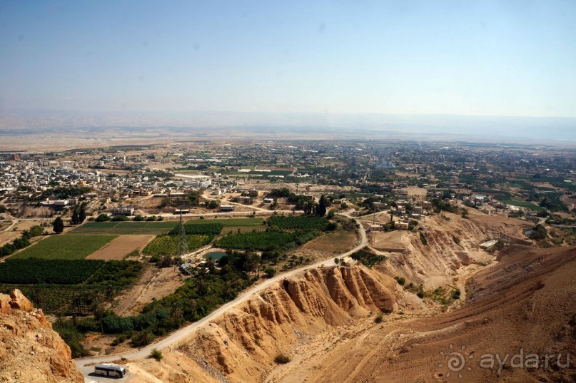 Гора Каранталь.  Монастырь Искушения.
