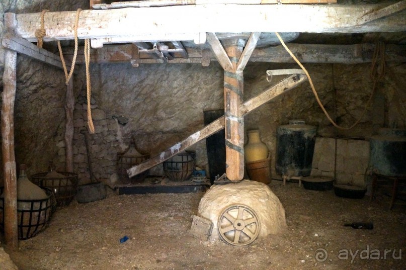 Гора Каранталь.  Монастырь Искушения.