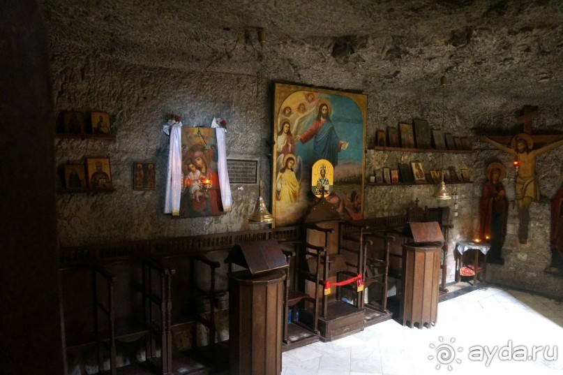 Гора Каранталь.  Монастырь Искушения.