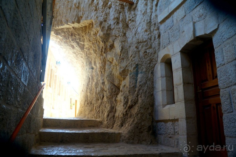 Гора Каранталь.  Монастырь Искушения.