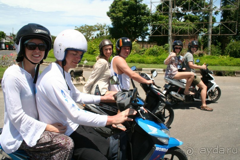 Альбом отзыва "Лагерь на Бали"