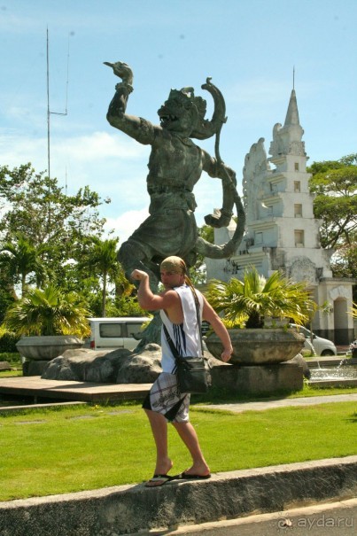 Альбом отзыва "Лагерь на Бали"