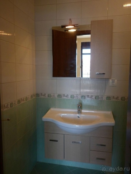 Уютная современная квартира с видом на море