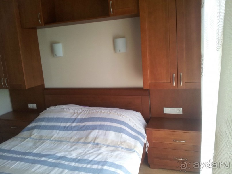 Уютная современная квартира с видом на море