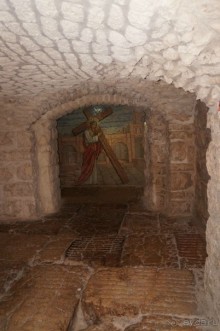 ЛИТОСТРОТОС..НАЧАЛО КРЕСТНОГО ПУТИ