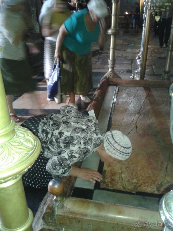 ИЕРУСАЛИМ.ХРАМ ВОСКРЕСЕНИЯ. КАМЕНЬ ПОМАЗАНИЯ