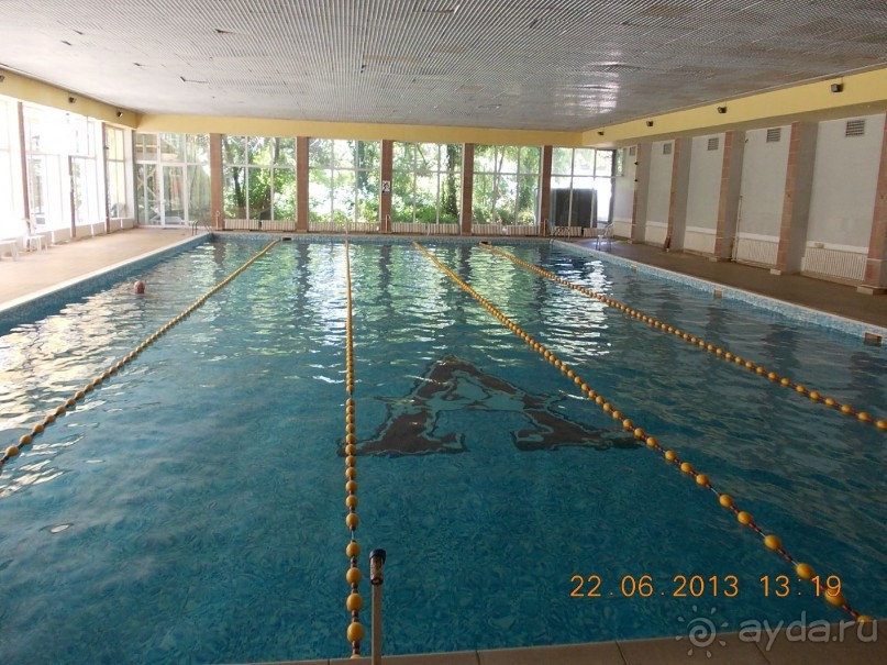 Отель очень понравился, отличная еда и обслуживание, 2 прекрасных чистых басссейна, много зелени.