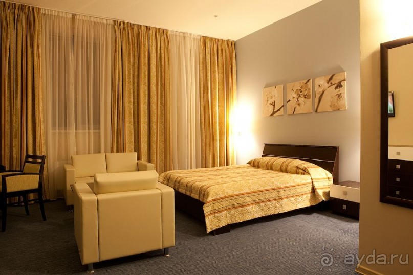 фото Triumph Hotel