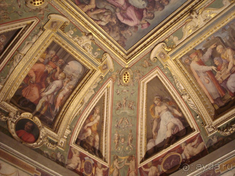 Palazzo Vecchio-резиденция Медичи.