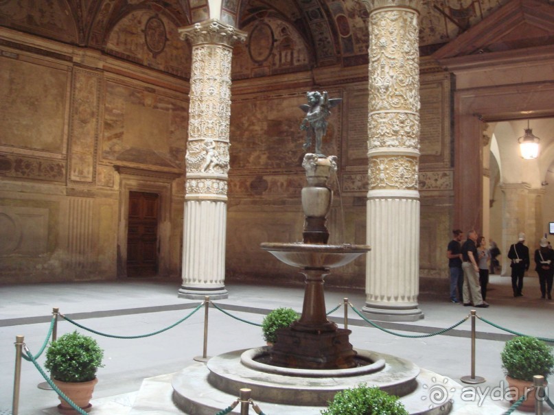 Palazzo Vecchio-резиденция Медичи.