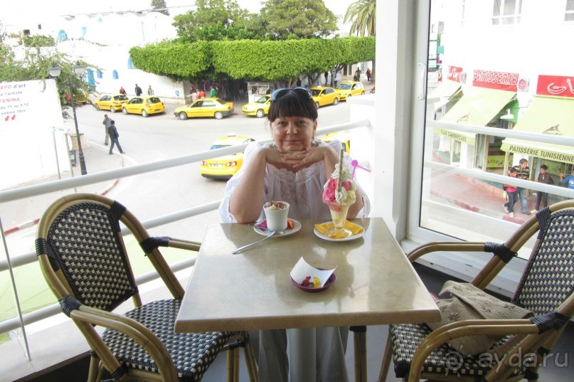 Кафе погулять. Тунис рестораны. Тунисский ресторан. Ресторан Тунис le meditere. Как выглядят кафе в Тунисе фото.