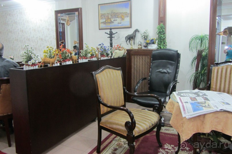 Отель с хорошим расположением, но только для ночлега.