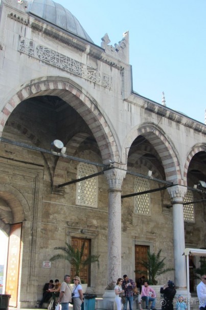 Yeni Camii - классика османской архитектуры!