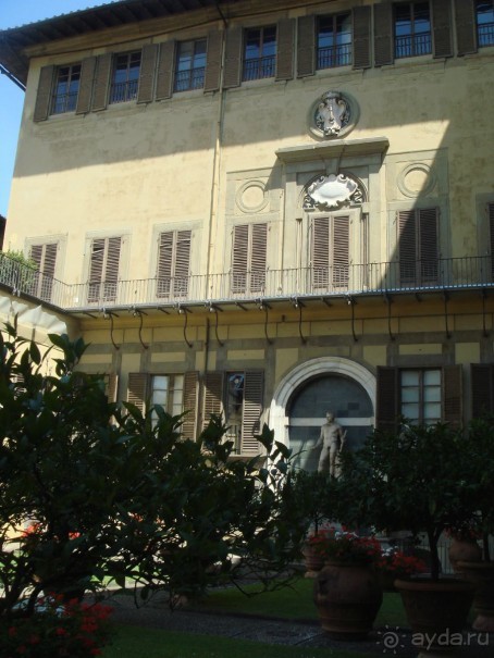 Palazzo Medici Riccardi - достойно посещения.
