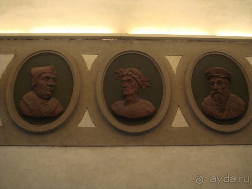 Palazzo Medici Riccardi - достойно посещения.