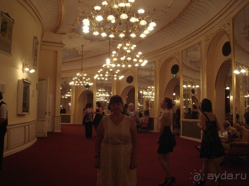 Красотки, красотки, красотки кабаре! 