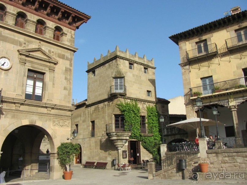 Poble Espanyol - прекрасное место для отдыха! 