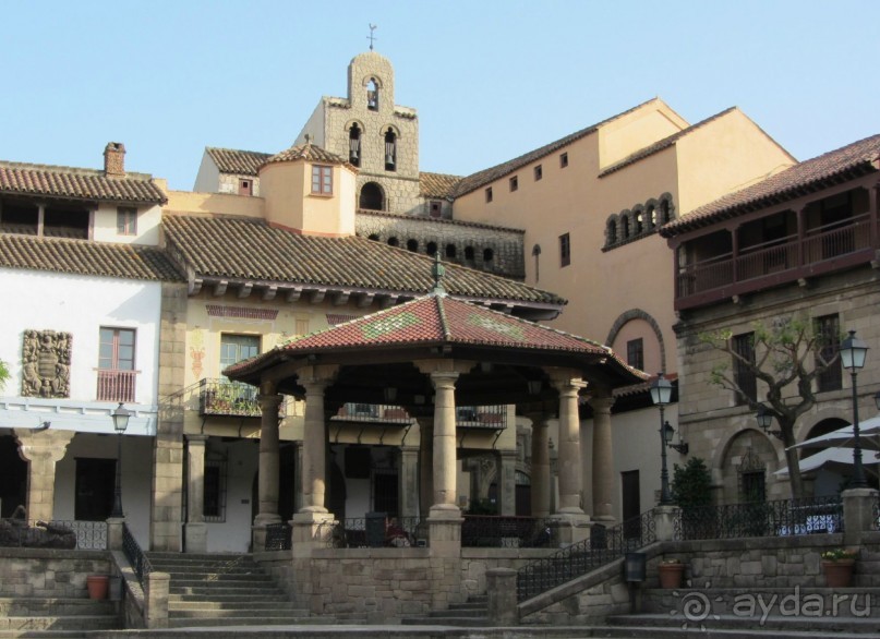 Poble Espanyol - прекрасное место для отдыха! 