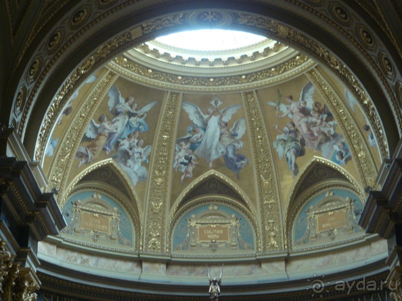 Самое высокое строение Будапешта.