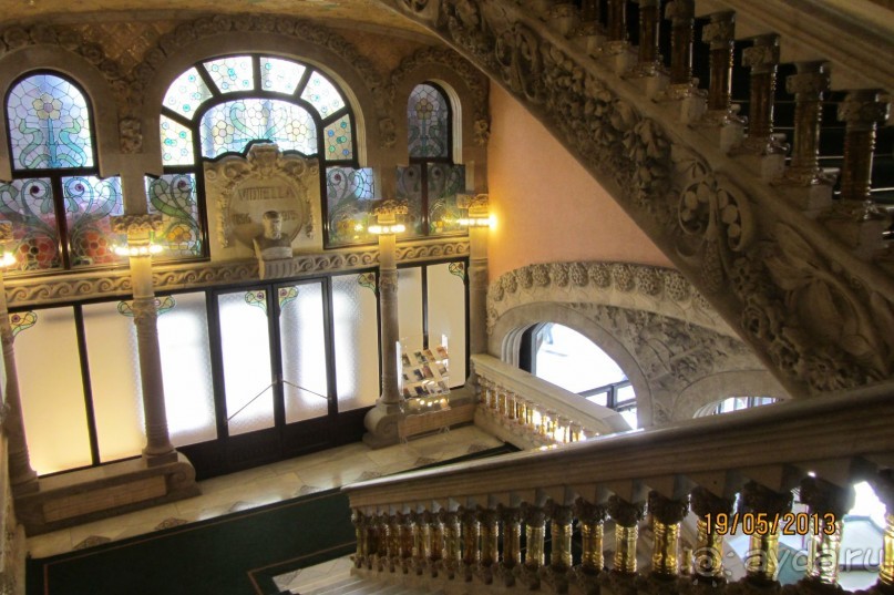 Дворец каталонской музыки.