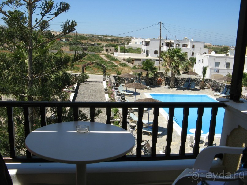 Неделя в Камари