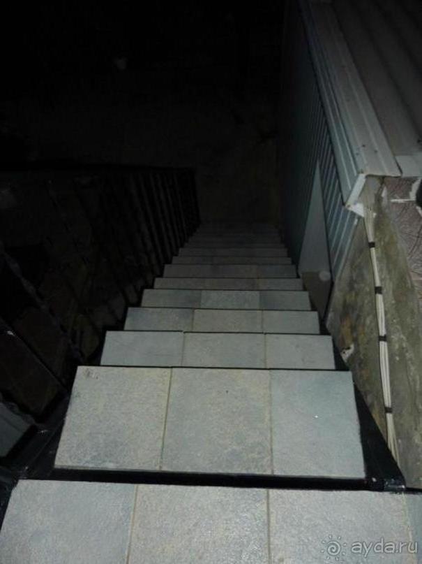 Альпийский дворик - остерегайтесь, меркантильная хозяйка!