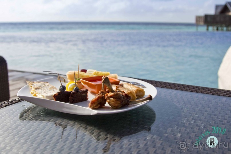 Lily Beach Resort &amp; Spa 5*
Перекус между обедом и ужином.