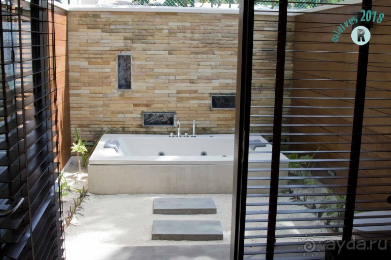 Lily Beach Resort &amp; Spa 5*