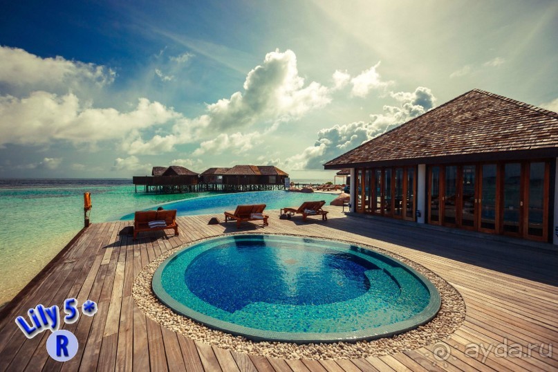 Эти фотки нашёл на флешке, любезно презентованной в Lily Beach Resort &amp; Spa 5*
