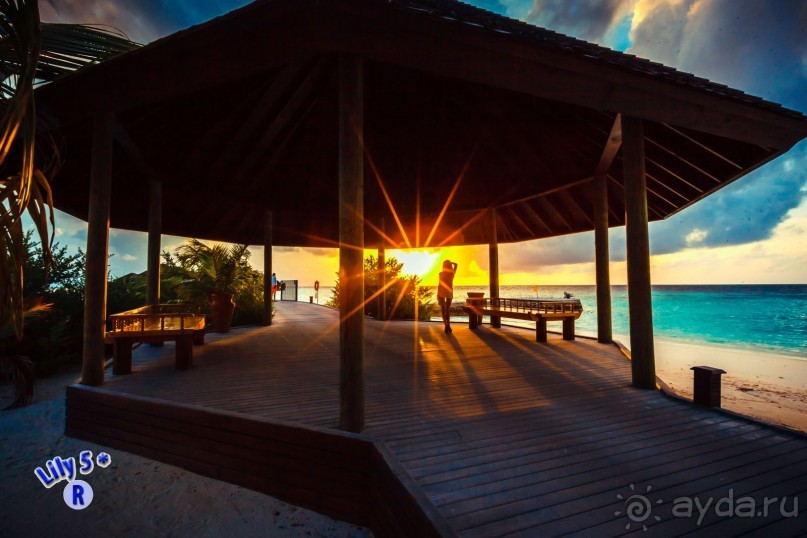 Эти фотки нашёл на флешке, любезно презентованной в Lily Beach Resort &amp; Spa 5*