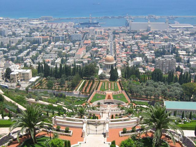 Бахайский храм