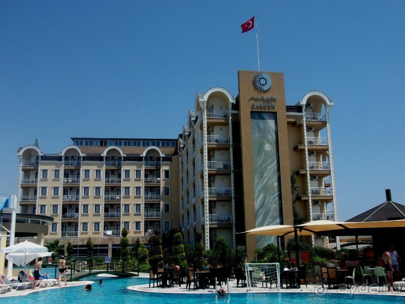 Отель на три с плюсом