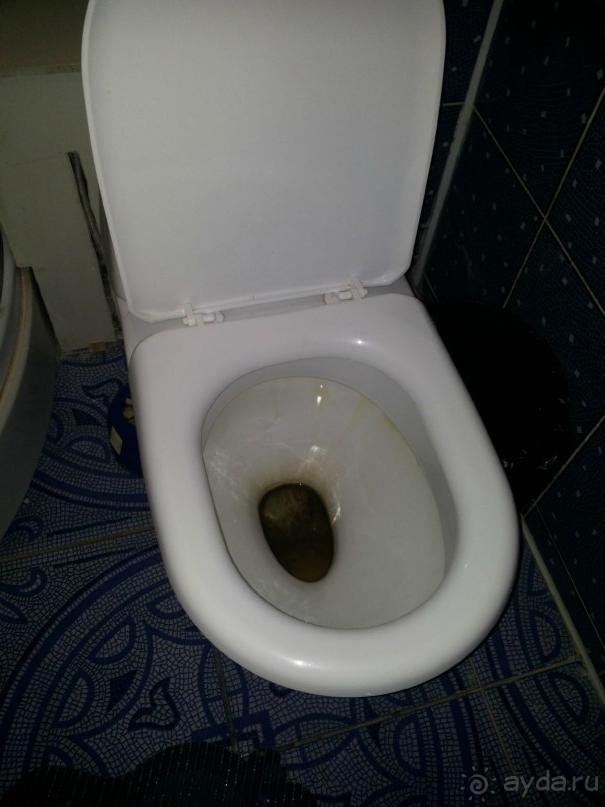 Незнаю,кто пишит столь лестные слова, в адрес этого заведения,но скажу прямо место отстойное,руковод